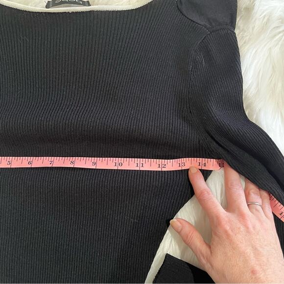 NEW Bebe Ruched Striped Plunge V-Neck Two Tone Fitted Long Sleeve Sweater S NWOT - Picture 14 of 15